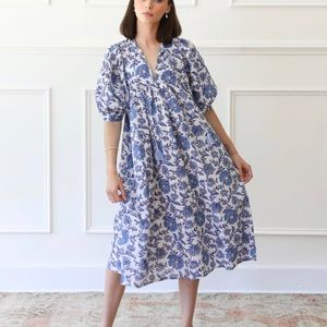 MILLE- Saffron Dress in Blue Floral